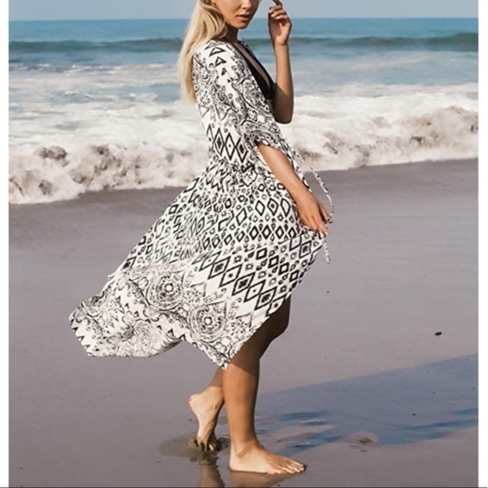 NEW Tribal Print BLK/WH Kimono Coverup Lightweight Robe Duster - Picture 5 of 5